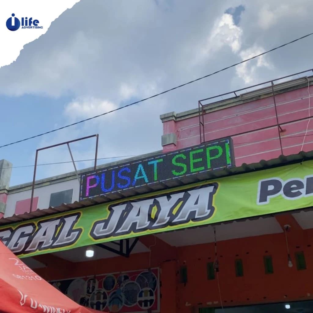 Huruf Berjalan LED / Running Text Custom (Satu Sisi &amp; Full Color) thumbnail 7